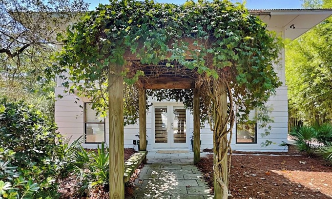 Seagrove Beach House | Lucky 7 Beach | Near Beach, Private Pool, Golf Cart + Bicycles