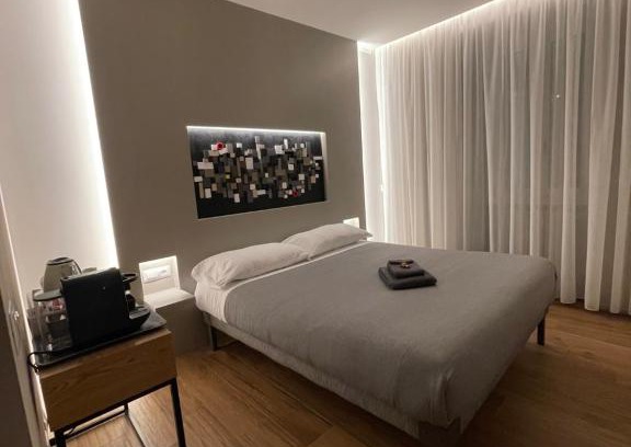 Quartiere XVII Trieste House | LUCRINO 45 by Ale