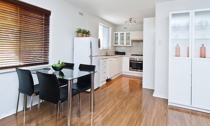 Jolimont Apartment | Lucy's House has just been renovated and refurbished to makr it even nicer