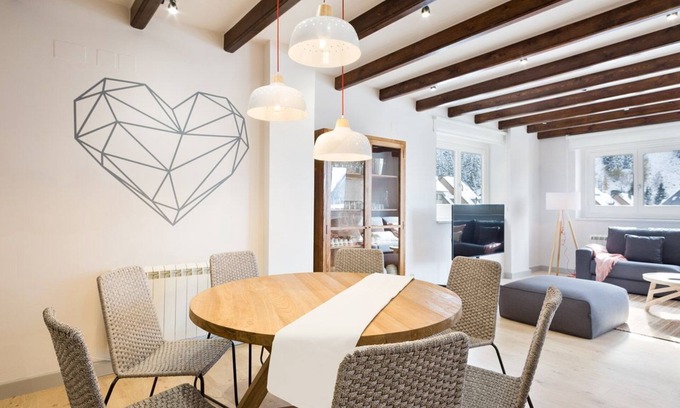 Baqueira Apartment | Luderna - Apartamento terraza Bonaigua B1