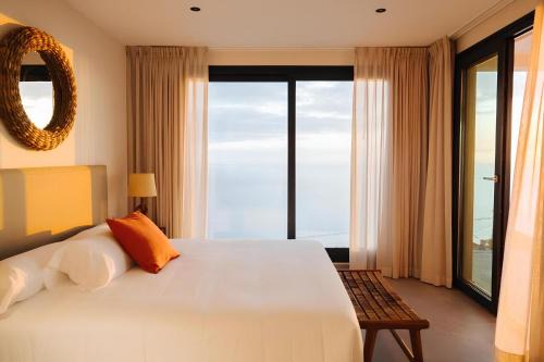 Fuencaliente de la Palma Apartment | Lujosa Suite En La Palma Piscina Terraza