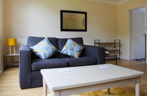 Carrville Apartment | Luke stays - Cheveley Park