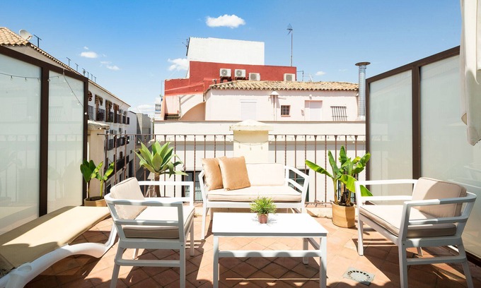 San Lorenzo Apartment | Lumbreras, 2 bedrooms, private terrace