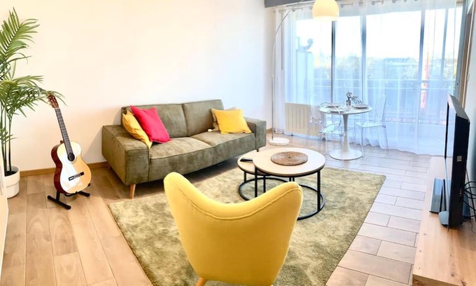 Sablon Apartment | Lumineux et cosy, avec parking, 2 mn gare, 2mn Muse, 5mn centre