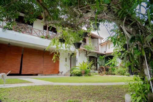 Nawala House | Luna House Nawala