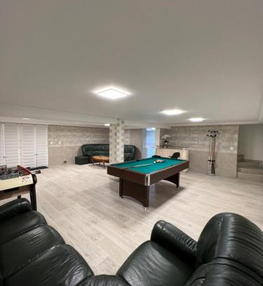 Janze Villa | Lusyana