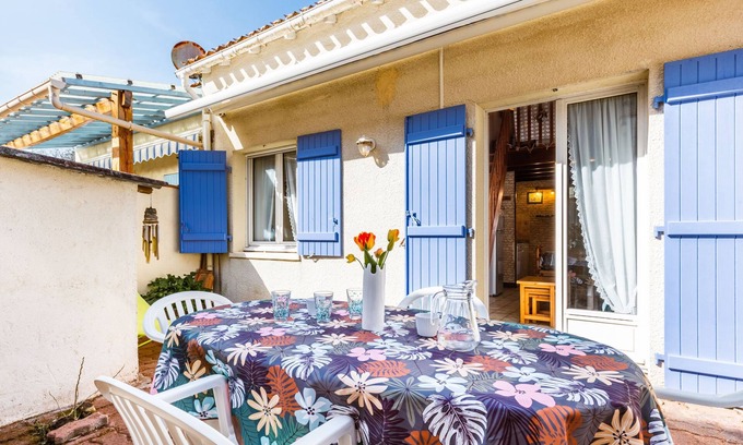 Les Mathes House | Lutins 5 by Interhome