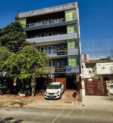 Udyog Vihar Hotel | Luvi Casa- Comfort Stay