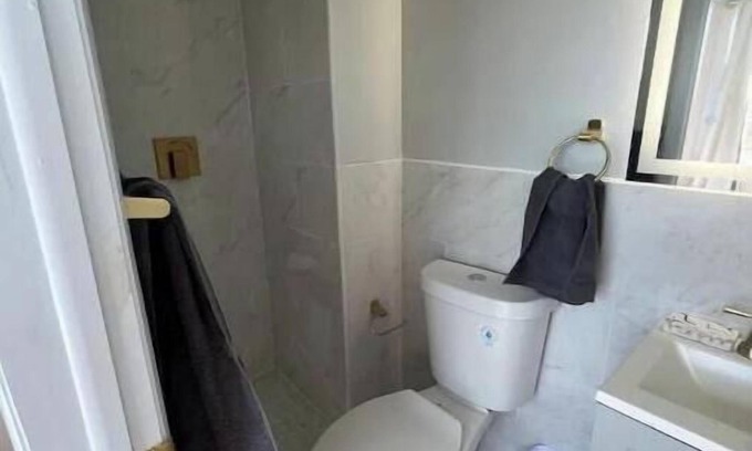 Nassau Apartment | LUX 4- Cozy 1-bed 1bath w/WiFi, AC in a beautiful neighborhood in Nassau city
