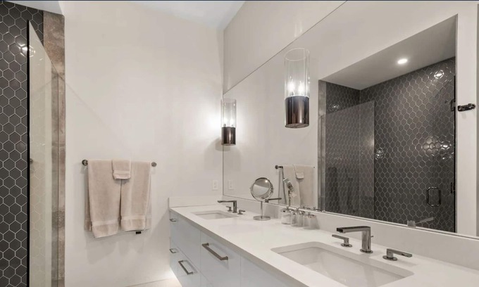 Aspen Glen Villa | Lux 5br, 5 1/2 Bth, Golf & Skiing home near Aspen