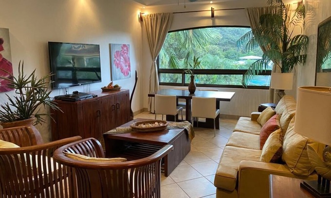 Tamarindo Condo | Lux condo: Fully equipped, 4 pools, near beautiful beaches, 10min from Tamarindo