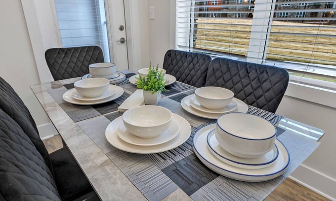 Hayes Apartment | Luxe 3BR Suite Mins to Downtown Durham