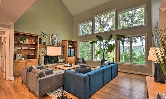 Big Canoe House | Luxe Big Canoe Resort Home w/3 Decks & Mtn Views!