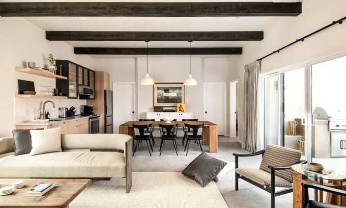 Joshua Tree House | Luxe Boulder Hideaway Mins to JTNP 2 Acres