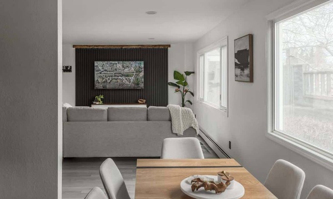 Downtown Anchorage Apartment | Luxe downtown paradise oasis 2br