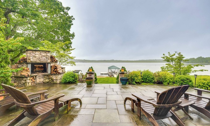 Middle Hope House | Luxe Family Home on Orange Lake w/Private Dock!