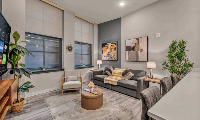 Gateway District Apartment | Luxe Flat w/Heated Pool & Sauna Gym Heart of DT