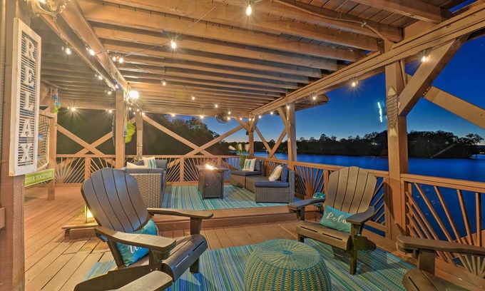 Harrison Cottage | Luxe Lake Chickamauga Retreat w/Boat Dock!