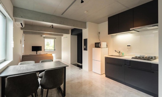 Aoyama Apartment | LUXE Minami Aoyama