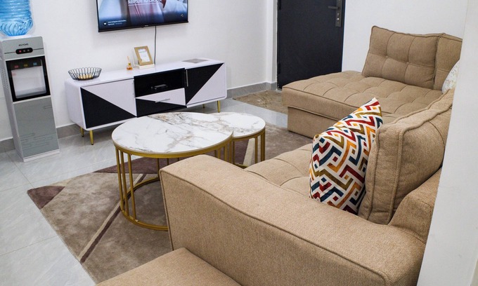 Kilimani Apartment | Luxurious 1-Bedroom Apartment @ Kilimani, Nairobi. Welcome Home.