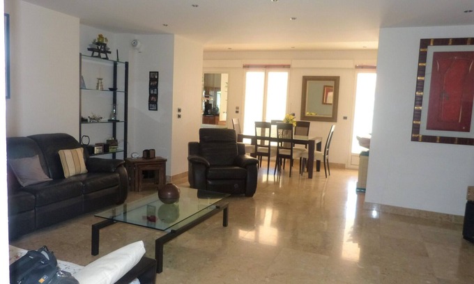 Bagneres-de-Luchon Apartment | Luxurious 100 m2 downtown apartment with large terrace and garage