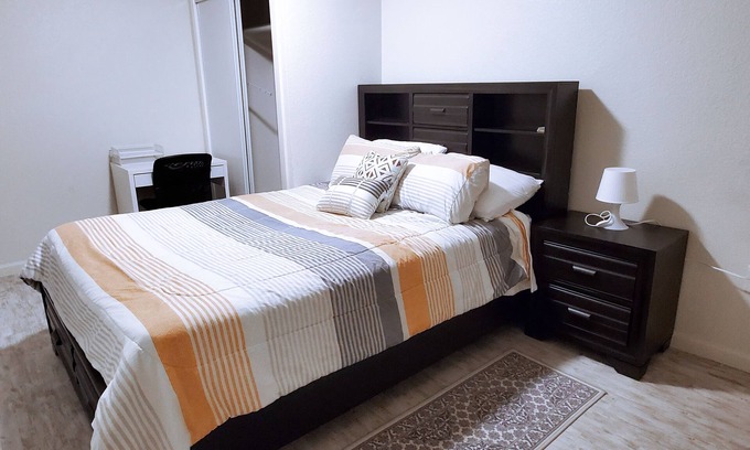 Sterling Hills Bed & Breakfast | LUXURIOUS 2 BEDROOMS IN WALKOUT BASEMENT