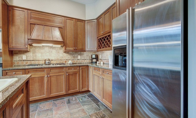 River Run Condo | Luxurious 2 BR in River Run Village with Ski in ski out- No Cleaning Fee by RedAwning