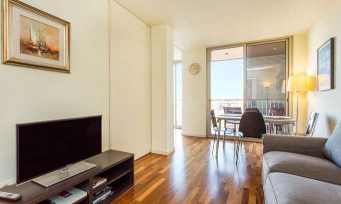 Sants Apartment | Luxurious 3 Bedroom Flat & Terrace in Sants