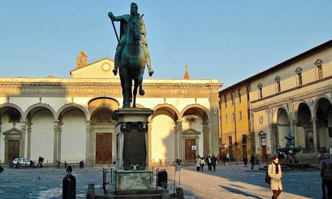 Novoli - San Donato Apartment | Luxurious 4-Bedroom Apartment with Garden and Pool in the Heart of Florence