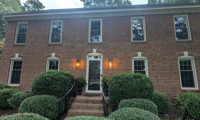 Central Newport News Villa | Luxurious 5-bedroom executive home in premier Newport News neighborhood.