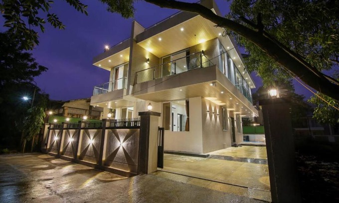 Wadgaon Villa | Luxurious 6 BHK Villa For You