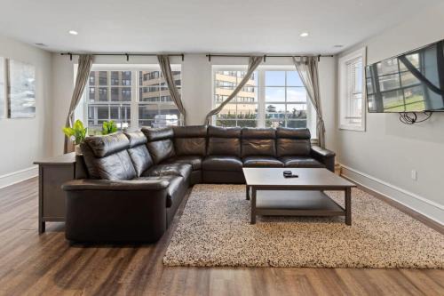 Atlantic City Apartment | Luxurious 8BR Beach Duplex w Ocean Views