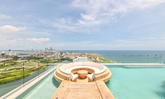 El Cabrero Apartment | Luxurious and NEW, Ocean View and Historic Center