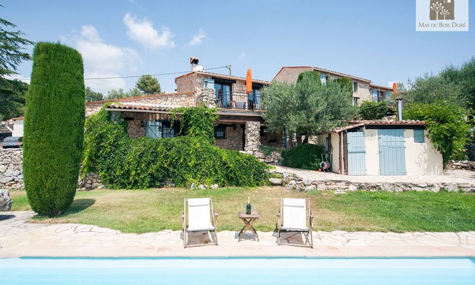 Mons Other | Luxurious and Family friendly Olive Farm House Apartment with beautiful interior