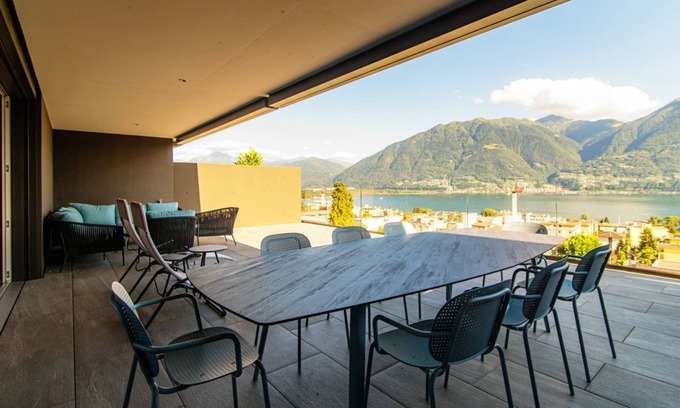 Minusio Apartment | Luxurious apartment with lake view (Panoramic Minusio)