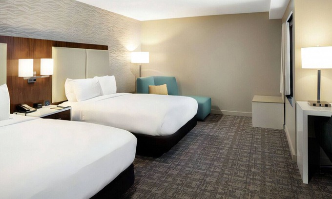 Monrovia House | Luxurious Experience for Groups! Bar, Pool, Gym