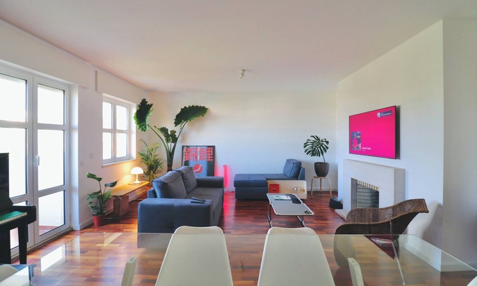 Sao Sebastiao Condo | Luxurious Family Condo w/Breathtaking Panoramic view Setúbal & Tróia