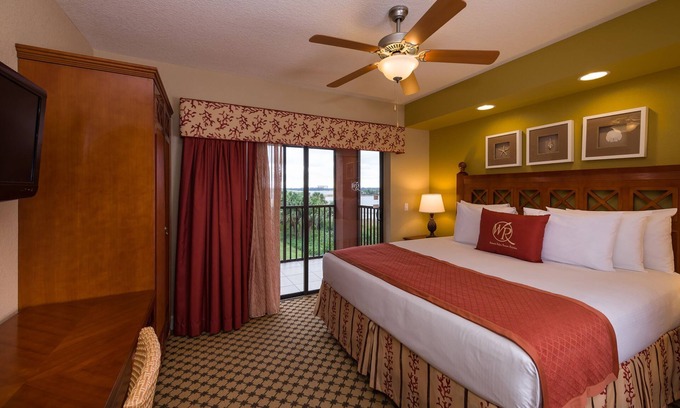 Florida Central Atlantic Coast Resort | Luxurious Four-Bedroom Villa at Westgate Lakes Resort & Spa-16 people