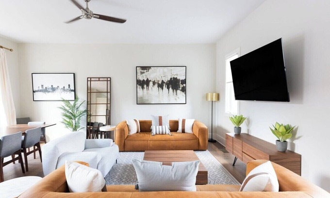 Germantown House | Luxurious Germantown Homes with Rooftop Patio