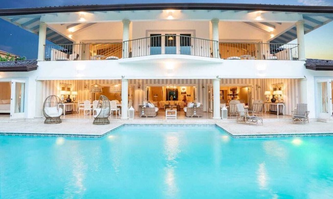 Los Naranjos Villa | Luxurious Golf view Villa