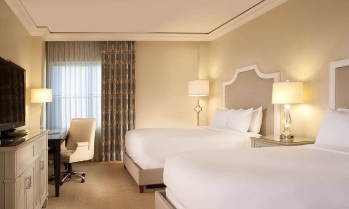 Wetmore Resort | Luxurious Hotel Rooms at Eilan Resort & Spa!