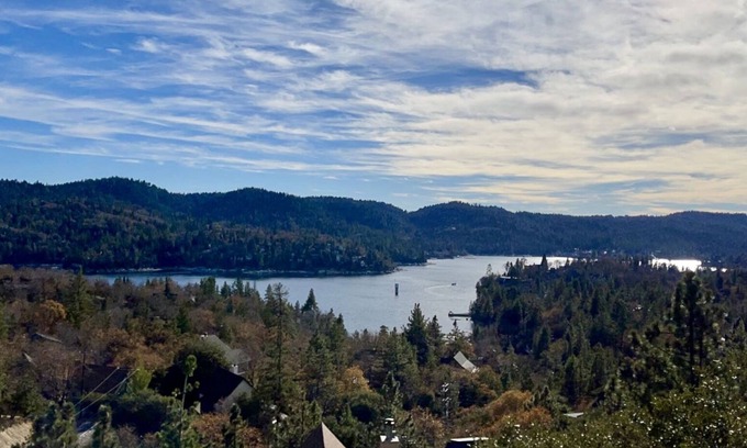 Lake Arrowhead Cabin | Luxurious Lake View Home! Newly Renovated! Sleeps 14!