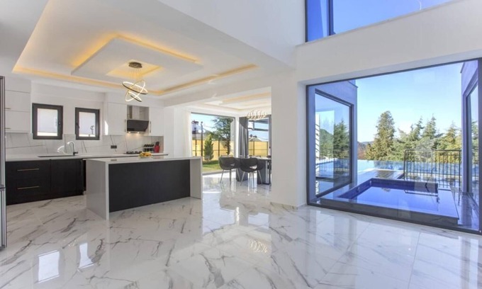 Oludeniz House | Luxurious Villa Canada By Luxury Group - 5 Master Bedrooms