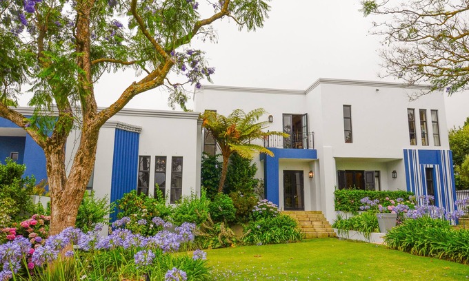 Franschhoek Villa | Luxurious Villa in the heart of Franschhoek