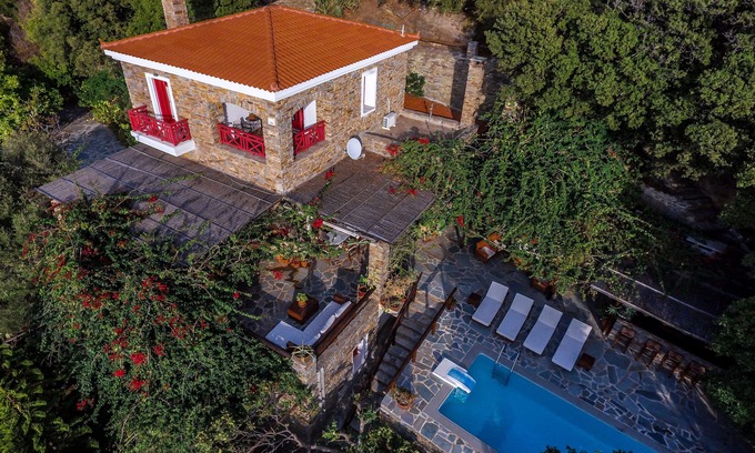 Batsi Villa | Luxurious villa with private swimming pool and magnificent breathtaking seaview