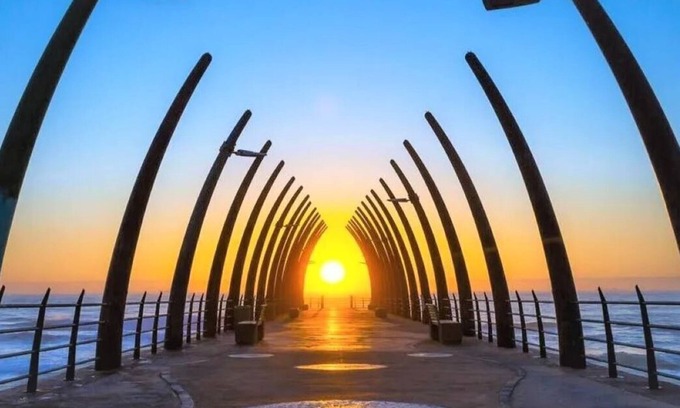 Umhlanga Apartment | Luxury 1 BR with Sea View at Lagoon Drive Durban