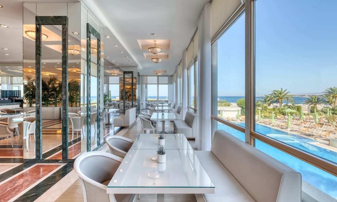 Vouliagmeni Apartment | Luxury 1BR Suite near Mikro Kavouri Beach