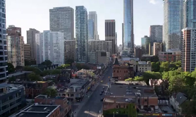 Church and Wellesley Condo | Luxury 2 Bed & 2 Bath Right Next To Subway In The Heart Of DT