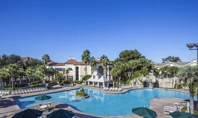 Hollister Resort | LUXURY 2 BEDROOM VILLA SHERATON VISTANA VILLAGE