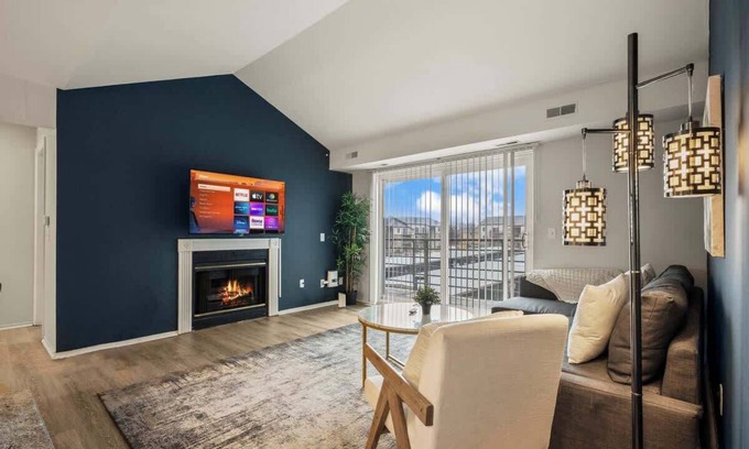 Bryant Pattengill West Apartment | Luxury 2BD | DT Ann Arbor | 3 Beds | Free Parking